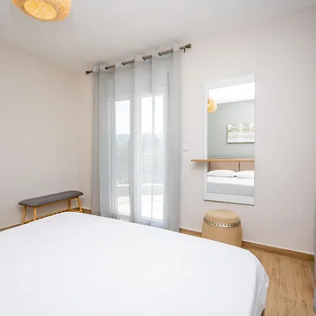 Elea Appartement Vrasná