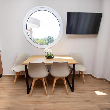 Elea Apartman *