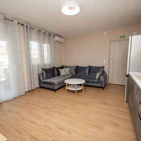 Elea Apartman