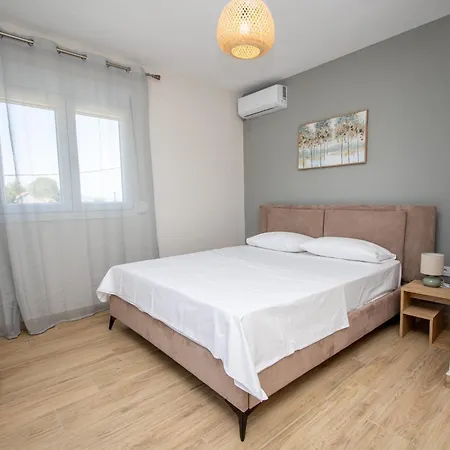 Elea Apartman *