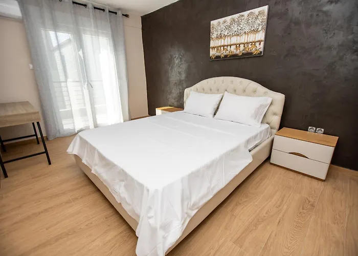 Elea Appartement Vrasná